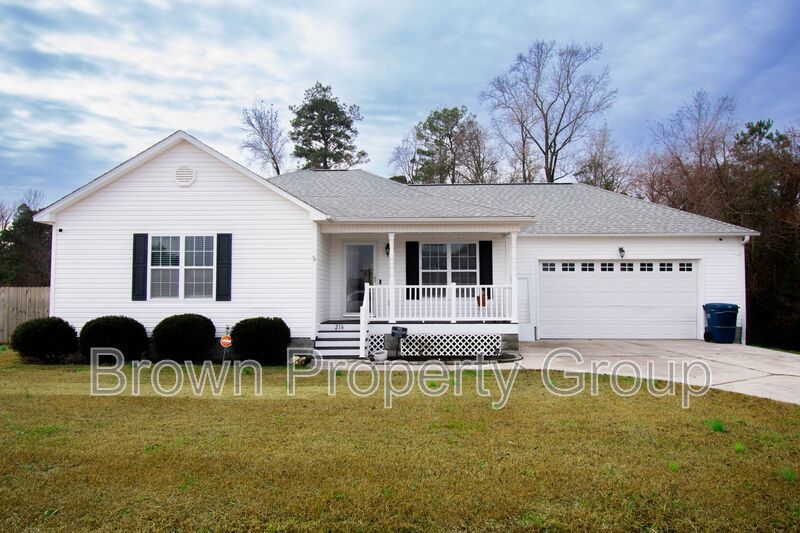 3 Bedroom 2 Bathroom - Pets Considered! property image