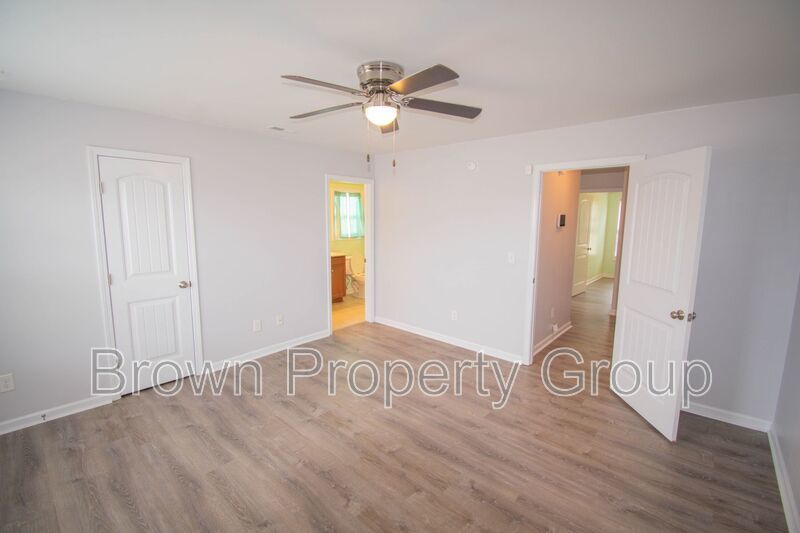 3 Bedroom 2 Bathroom - Pets Considered! property image