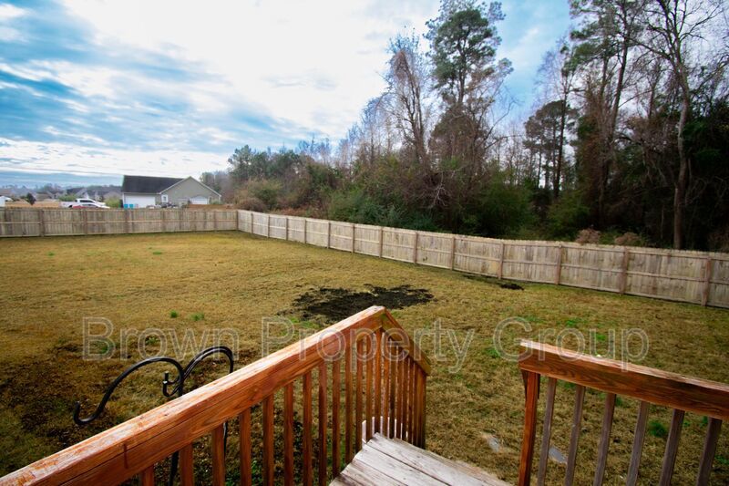 3 Bedroom 2 Bathroom - Pets Considered! property image