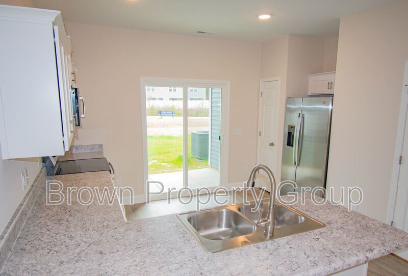 New Construction Townhome Available Now! 2 Bedroom 2.5 Bathroom property image