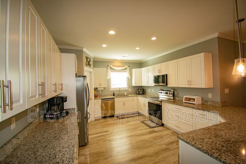 Coming Soon! 3 Bedroom 2.5 Bath - 25 Minutes from Camp Lejeune property image